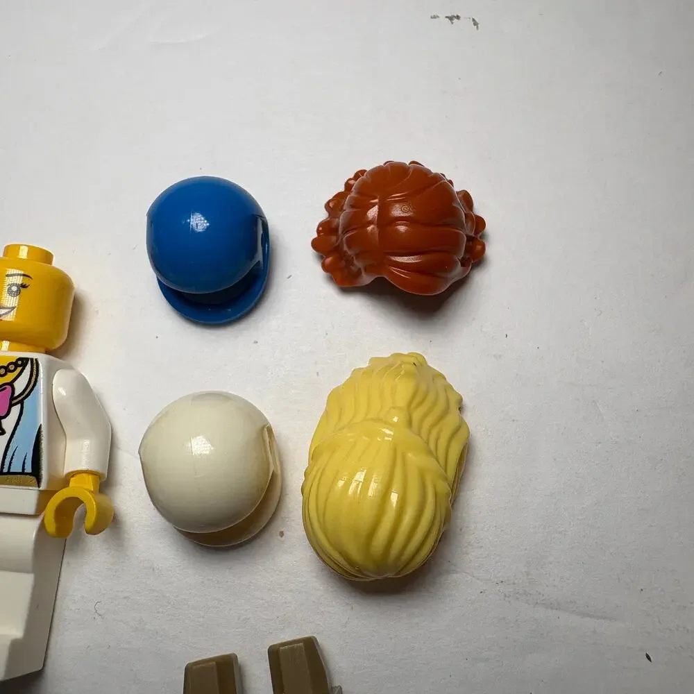 Lot 2 Lego Minifigures Minifigs Princess & Research Scientist w/ Extra Hair Hat
